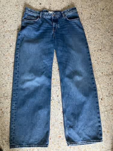 Large jeans 