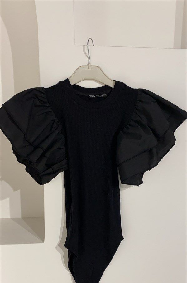 Pull noir zara