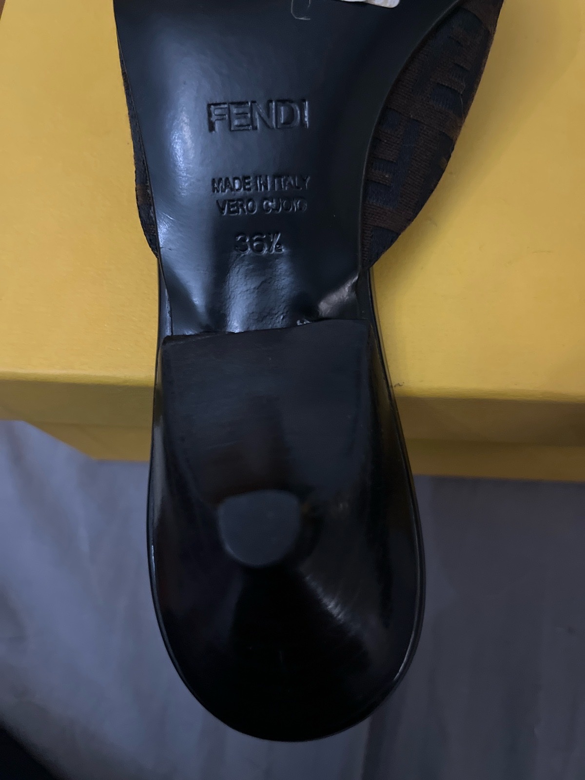 Fendi mull noir 
