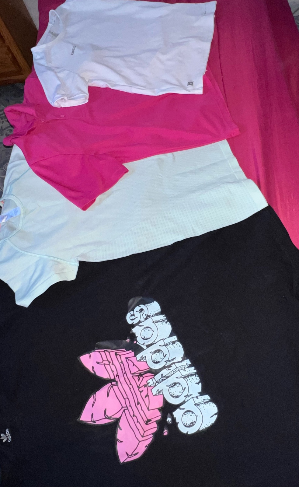 Lot 4 T shirt + 2 legging 