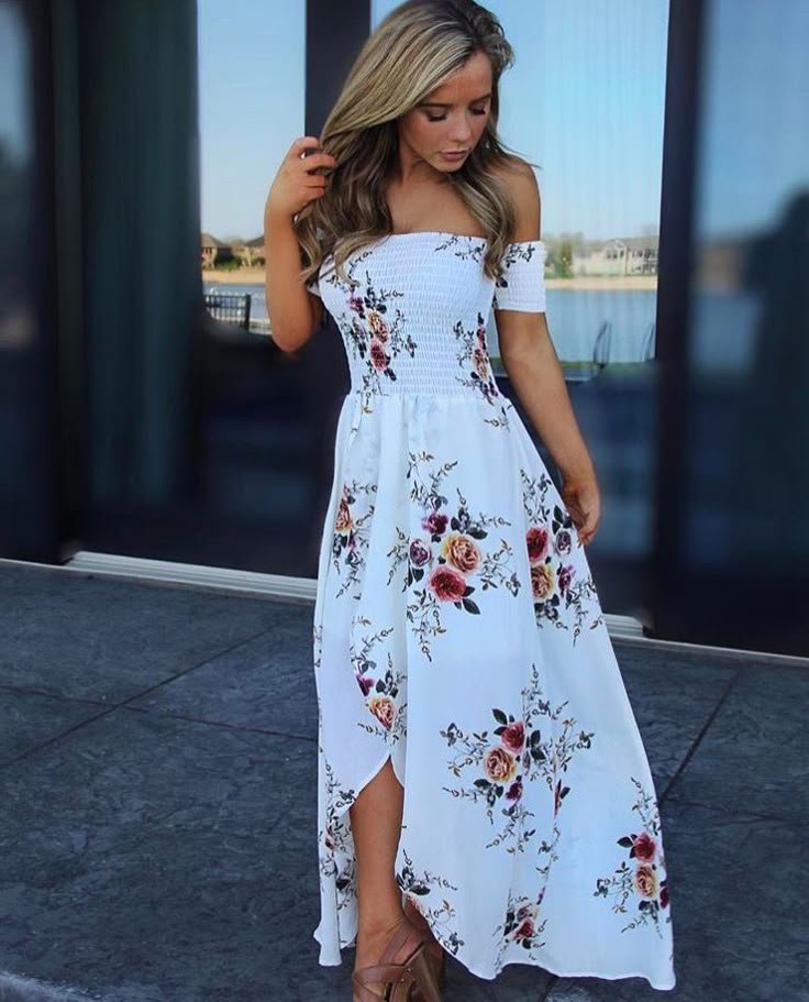 Robe blanc et fleurie sayefi taille S 