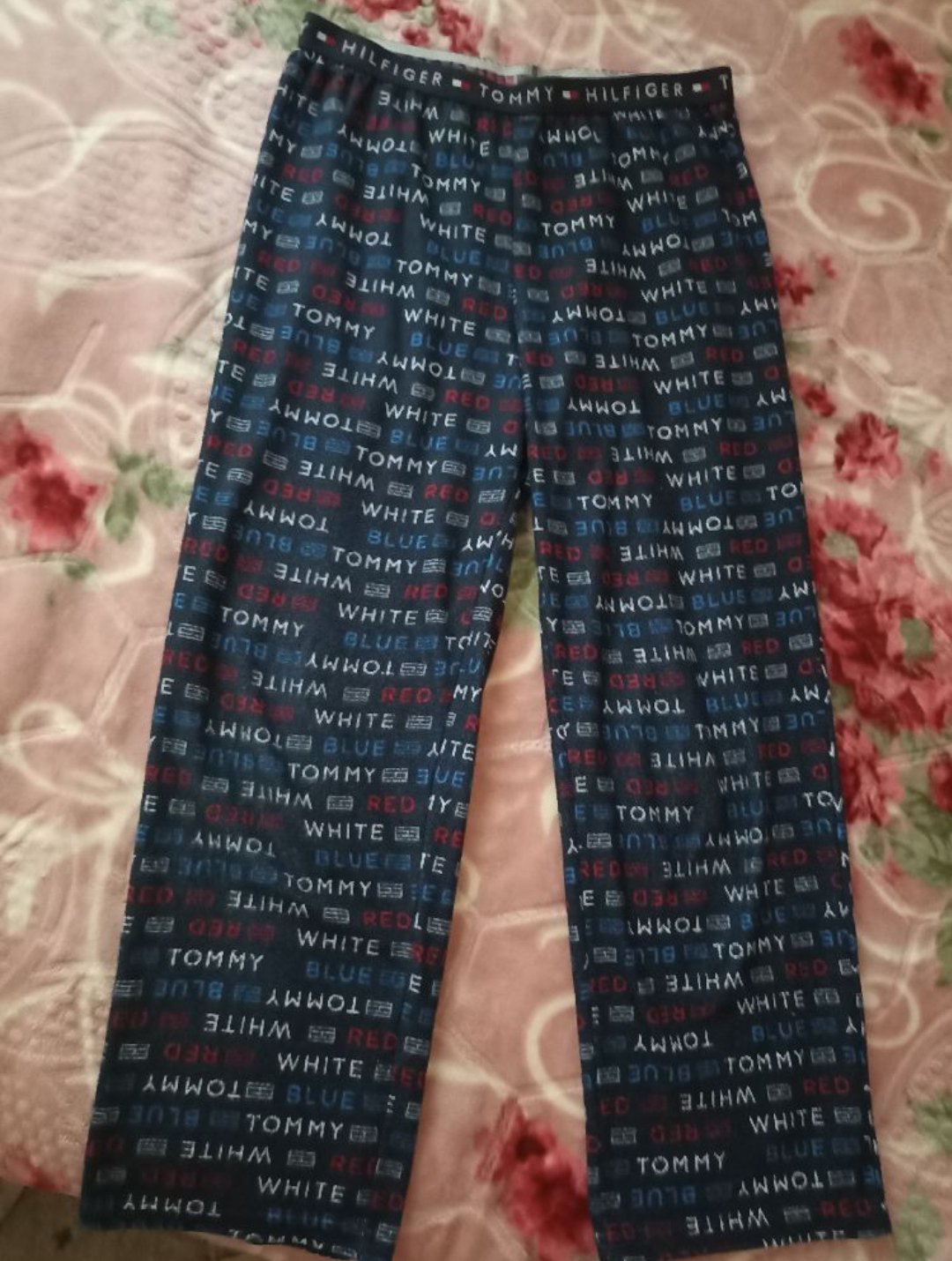 Pontalon pyjama de la marque Tommy Hilfiger ( 12/14 ans )