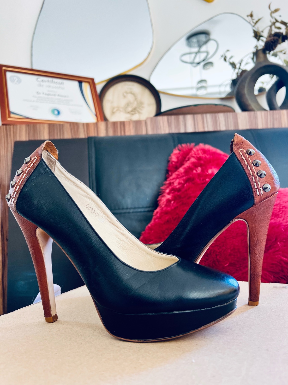 Magnifiques Escarpins Platform Style Rock-Chic – très peu portés