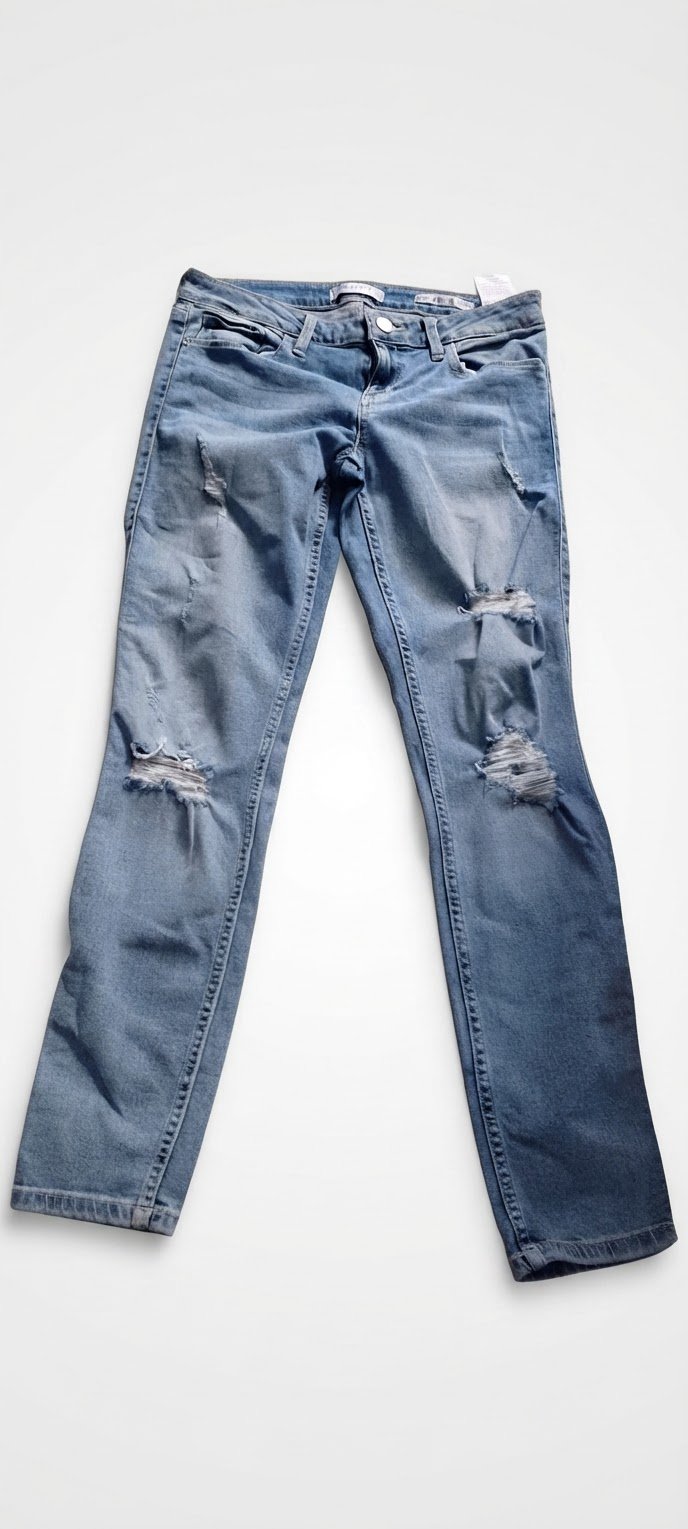 Pantalon djans la marque Guess 