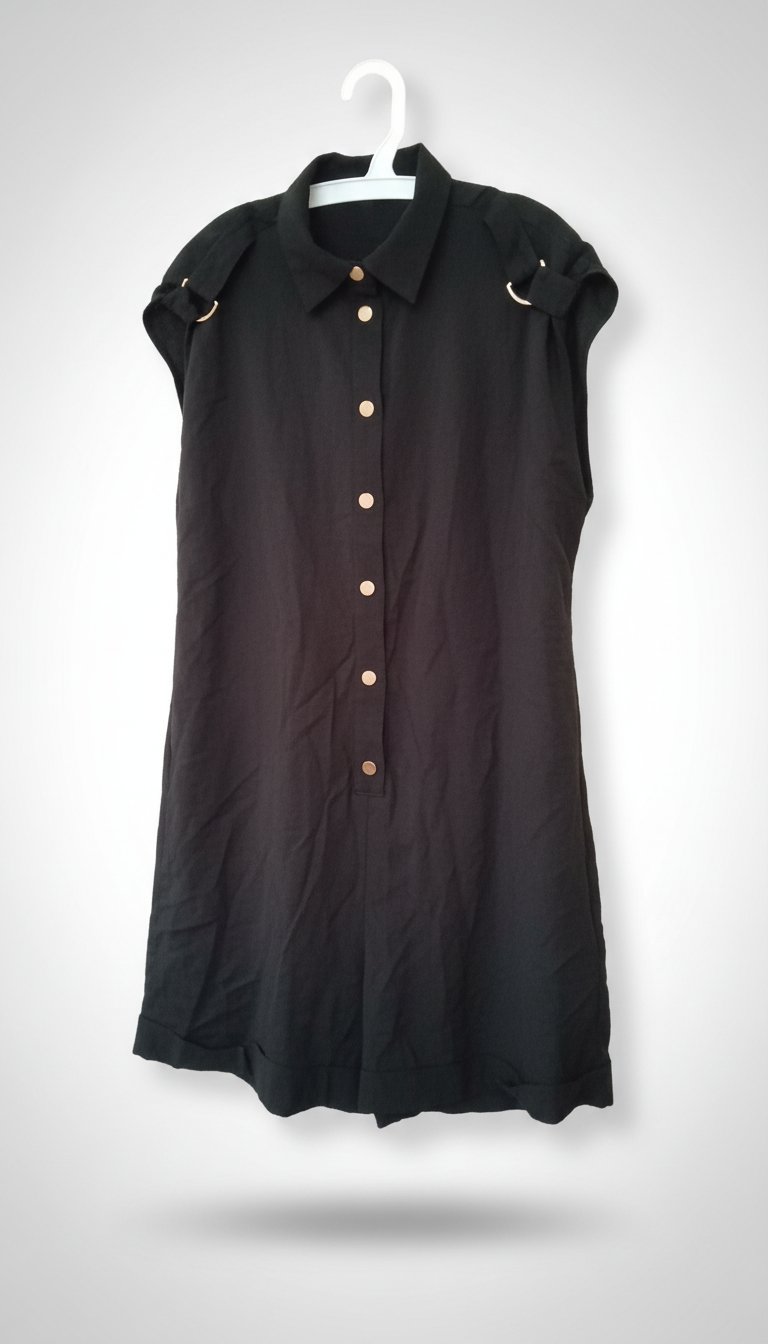 Combi short en noir très jolie la marque zara