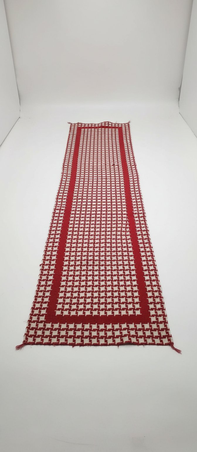 Tapis rouge de couloir 