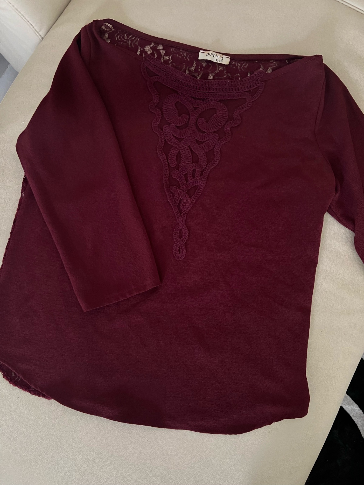 Chemise avec dentelle neuve taille M/L
