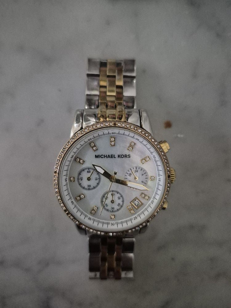Montre MK 