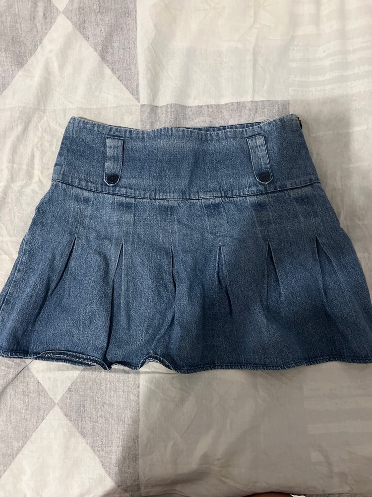 Mini cute skirt