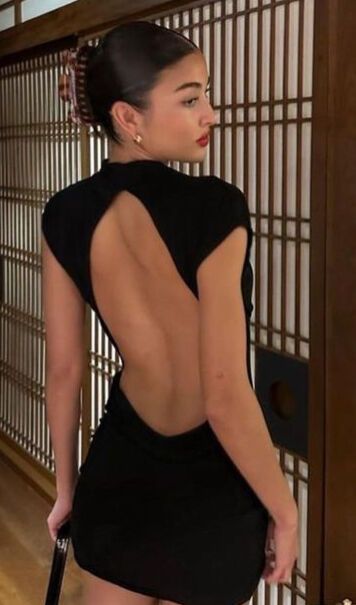 Robe noir à dos ouvert 👗 S