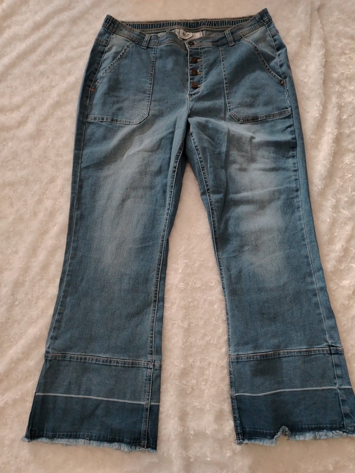 Magnifique pantalon en djean élastiqué 