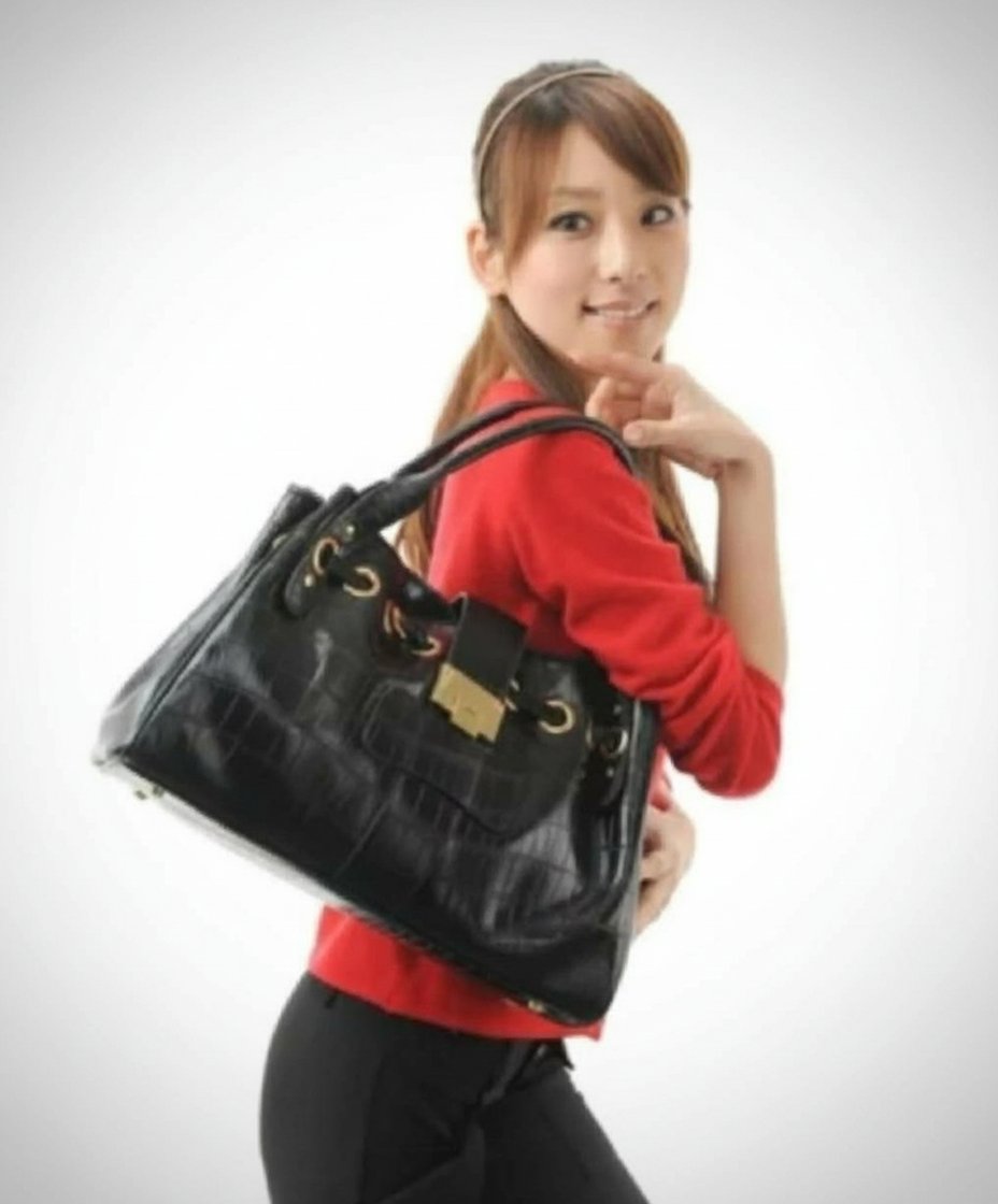 Magnifique sac en. Vrai cuir