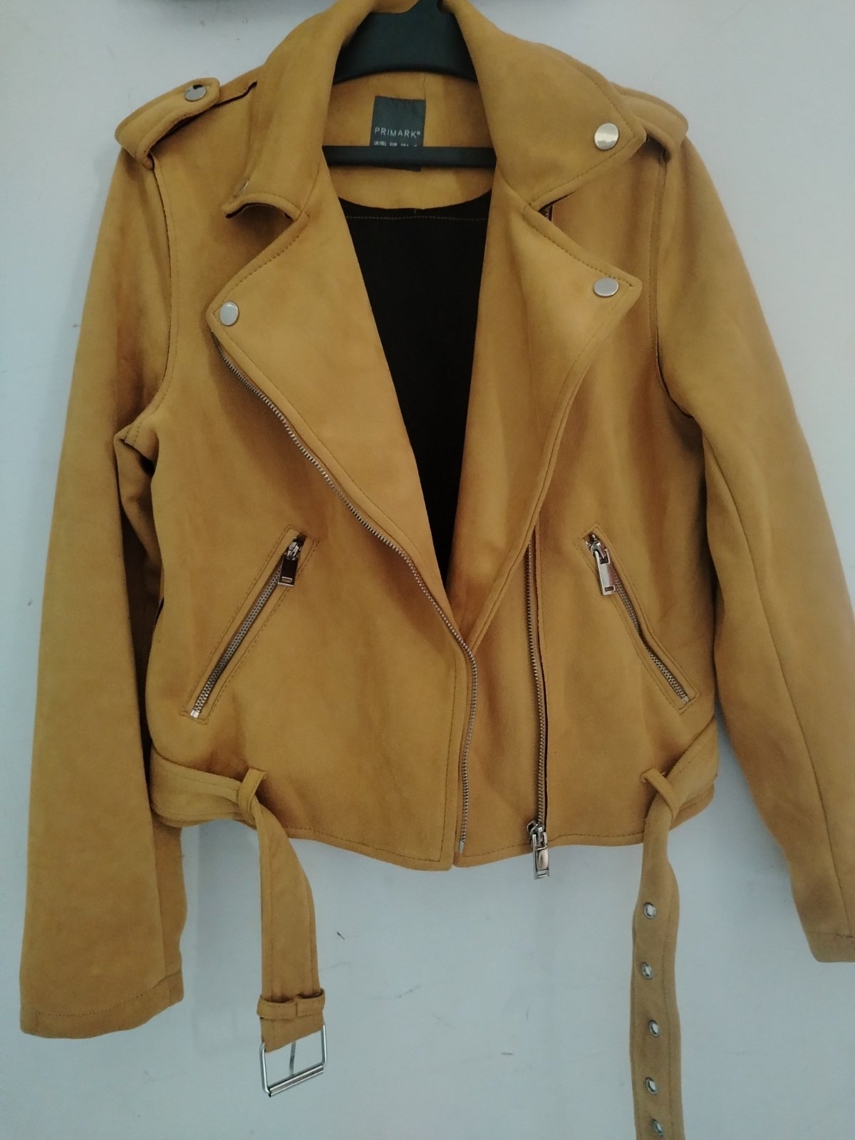 Magnifique jacket courte de marque
