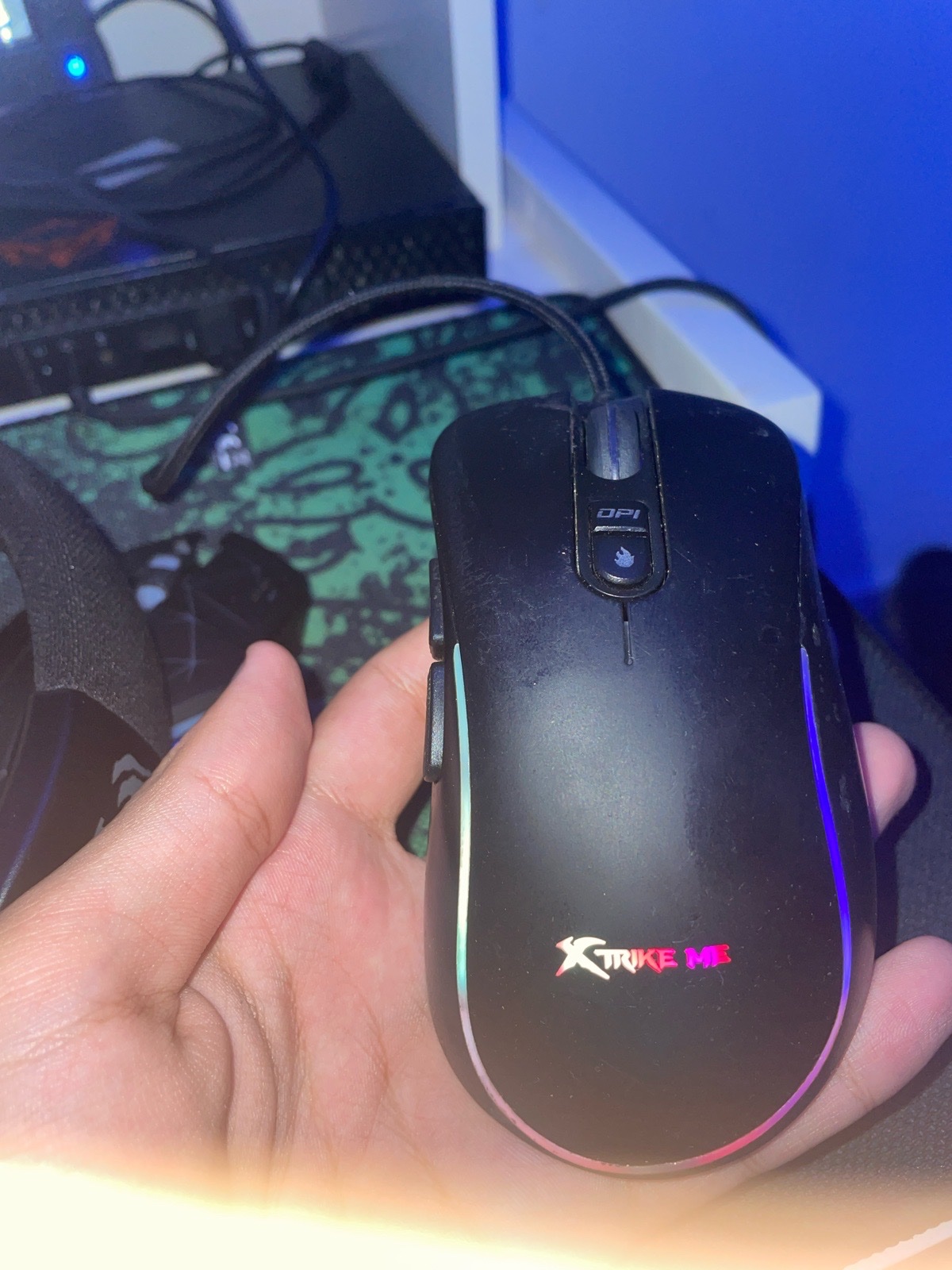 Souris xtrike me