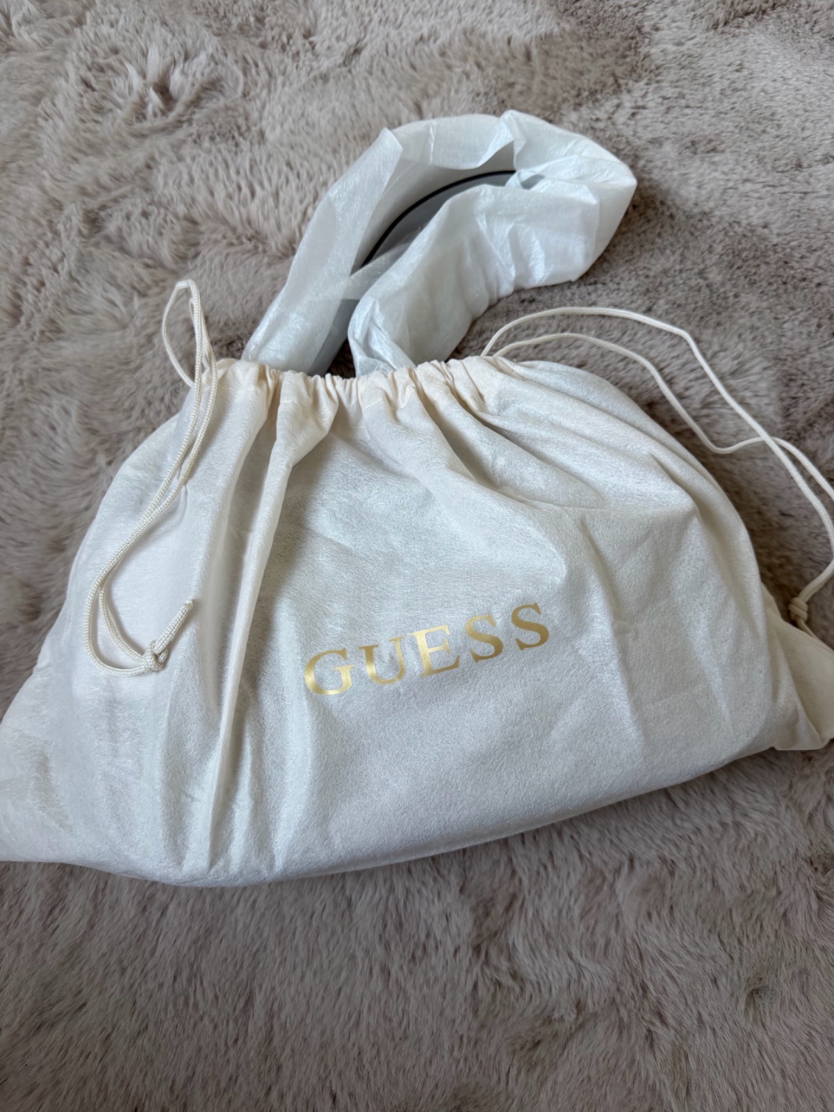 Sac bandoulière GUESS Arnela, gris, neuf avec étiquette