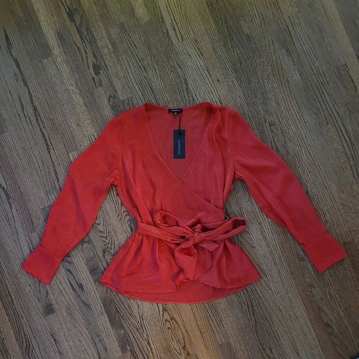 Dynamite warp blouse