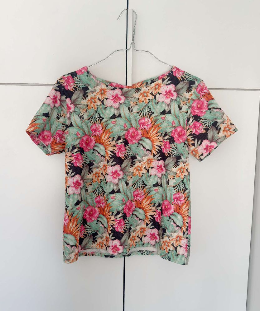 T-shirt fleuri 
