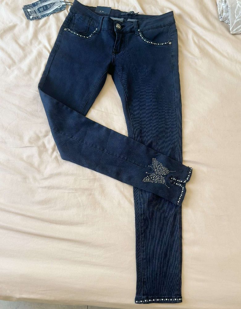 Pantalon neuf avec étiquette jamais porté 