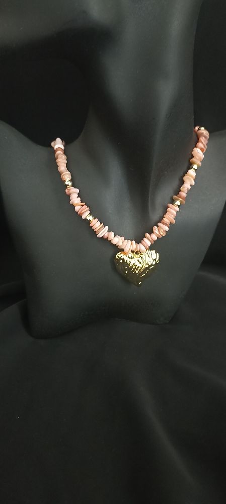 Collier rose 