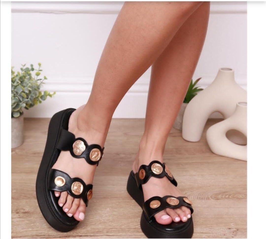 Sabot cuir de la magnifique marque VOG