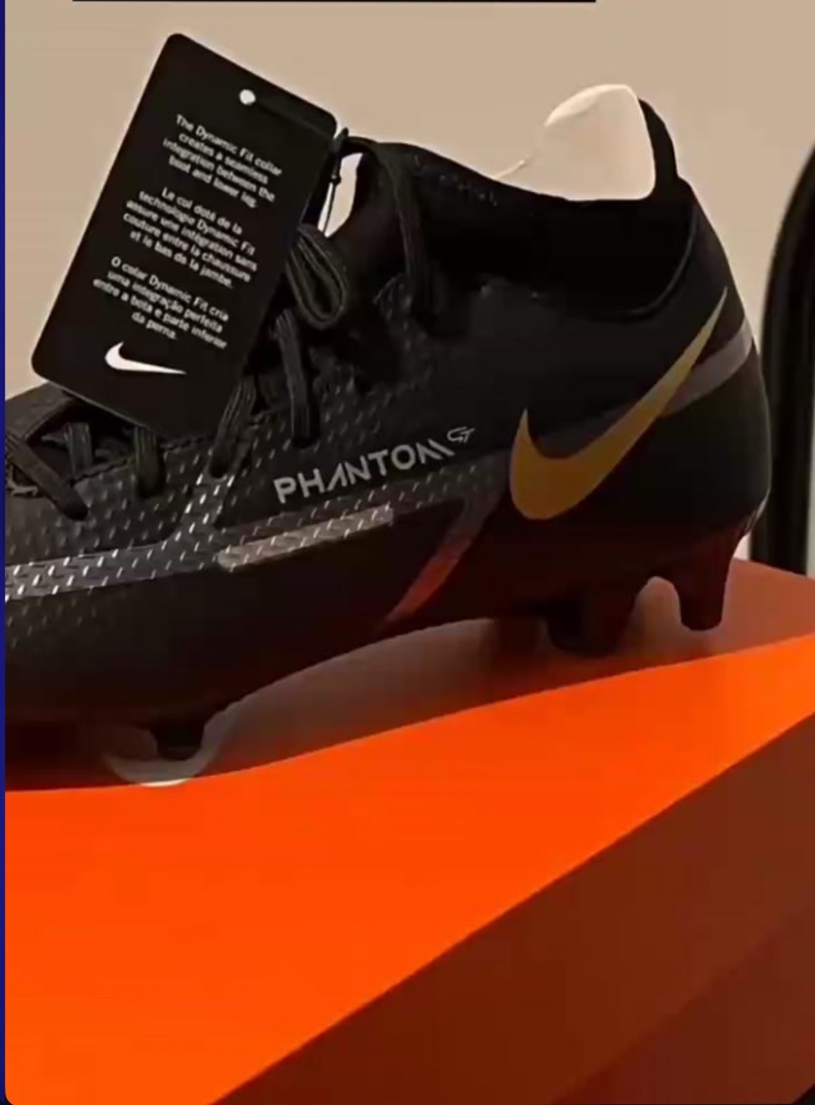Chaussures de foot a crampons