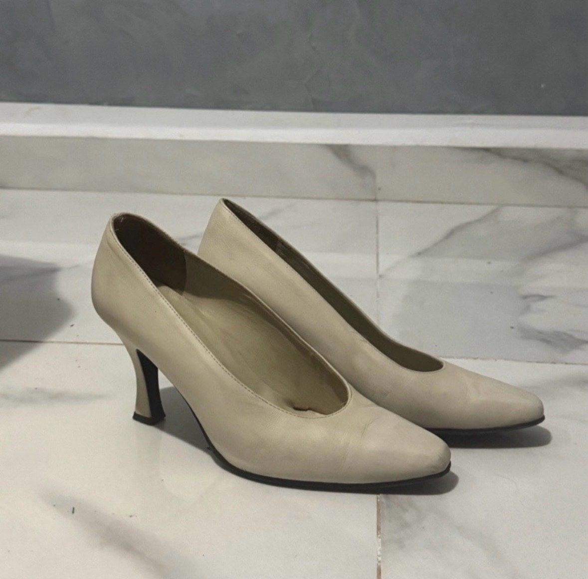 Talon pour femme de la pointure 38