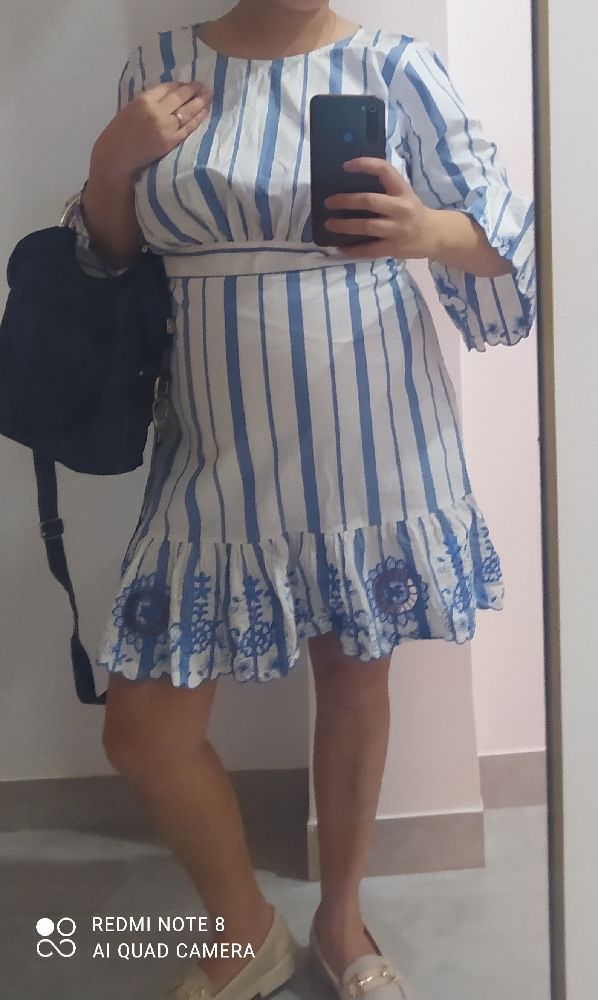 Belle robe à volants 