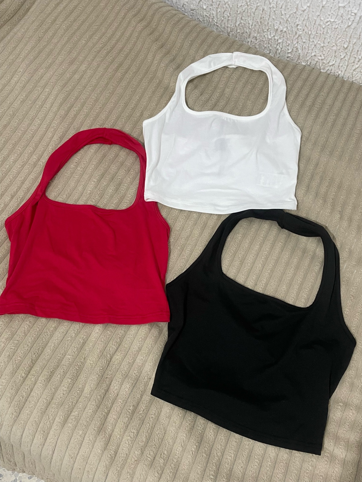 3 top à 37dt💗