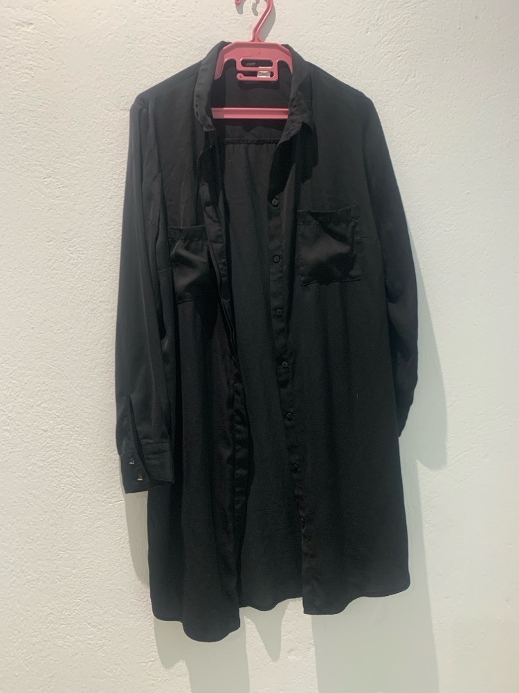 Chemise satin noir
