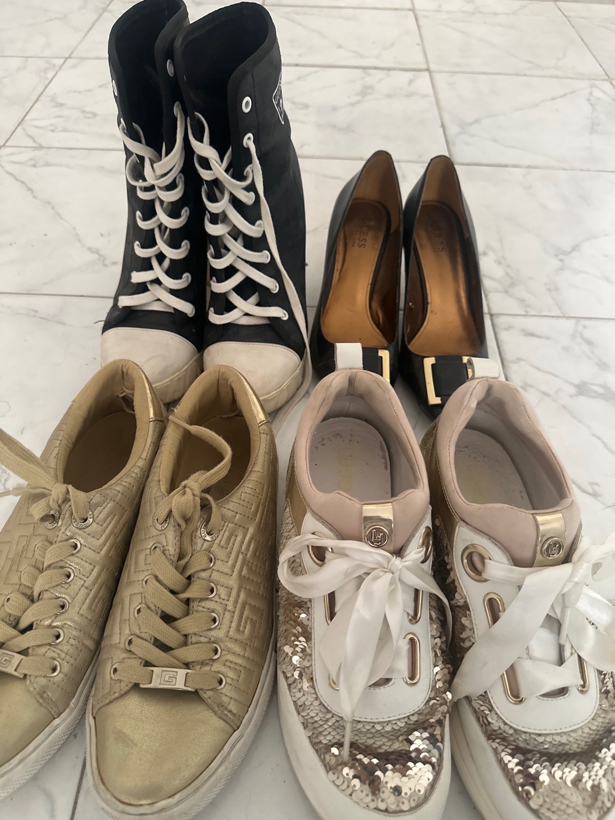 Lot de chaussures
