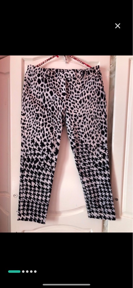 Pantalon tigré ALEXANDRE MCQUEEN très tendance 