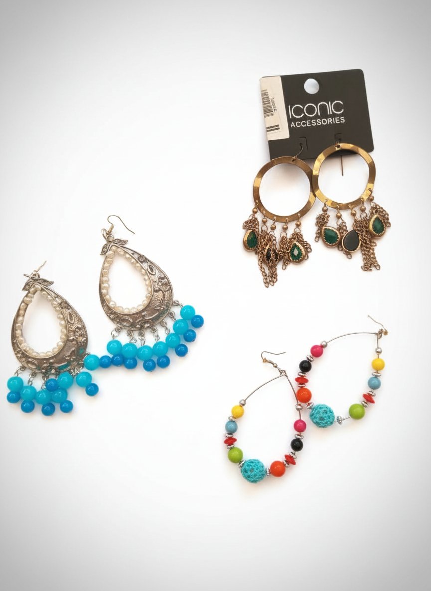 3 boucles d'oreilles 
