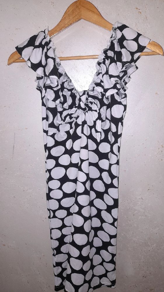 Robe plage noir et blanc