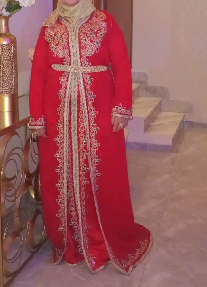 Qoftan rouge et l'autre bleu 