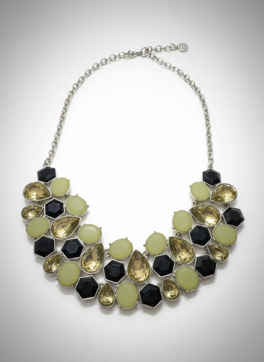 Très beau collier de marque Talbot orné de cristaux Swarovski 
