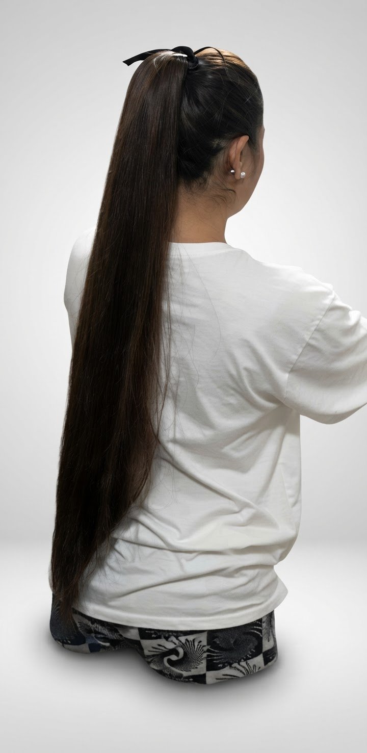 Extension très naturelle tnjm tt8sl w ttjbed aussi très chic la couleur marron clair🤎🤎🤎🤎🤎 