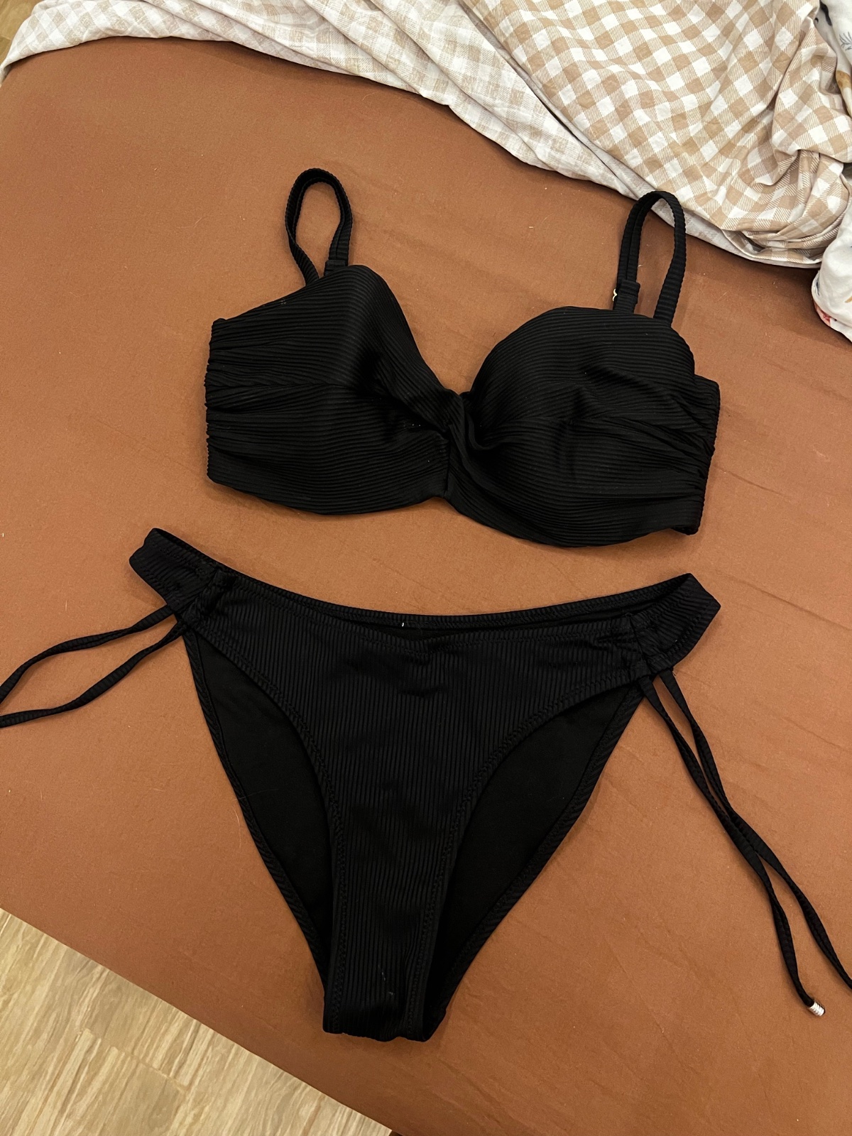 Deux pieces noir