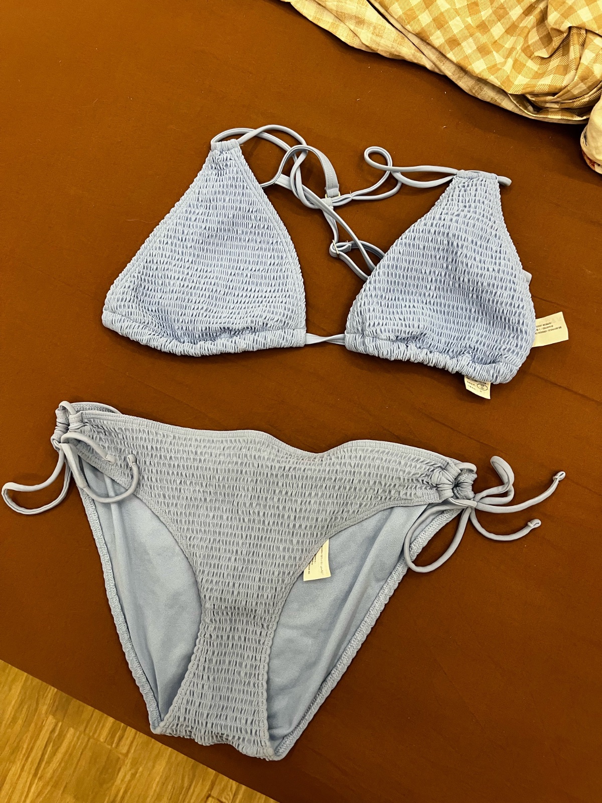 Deux pieces
