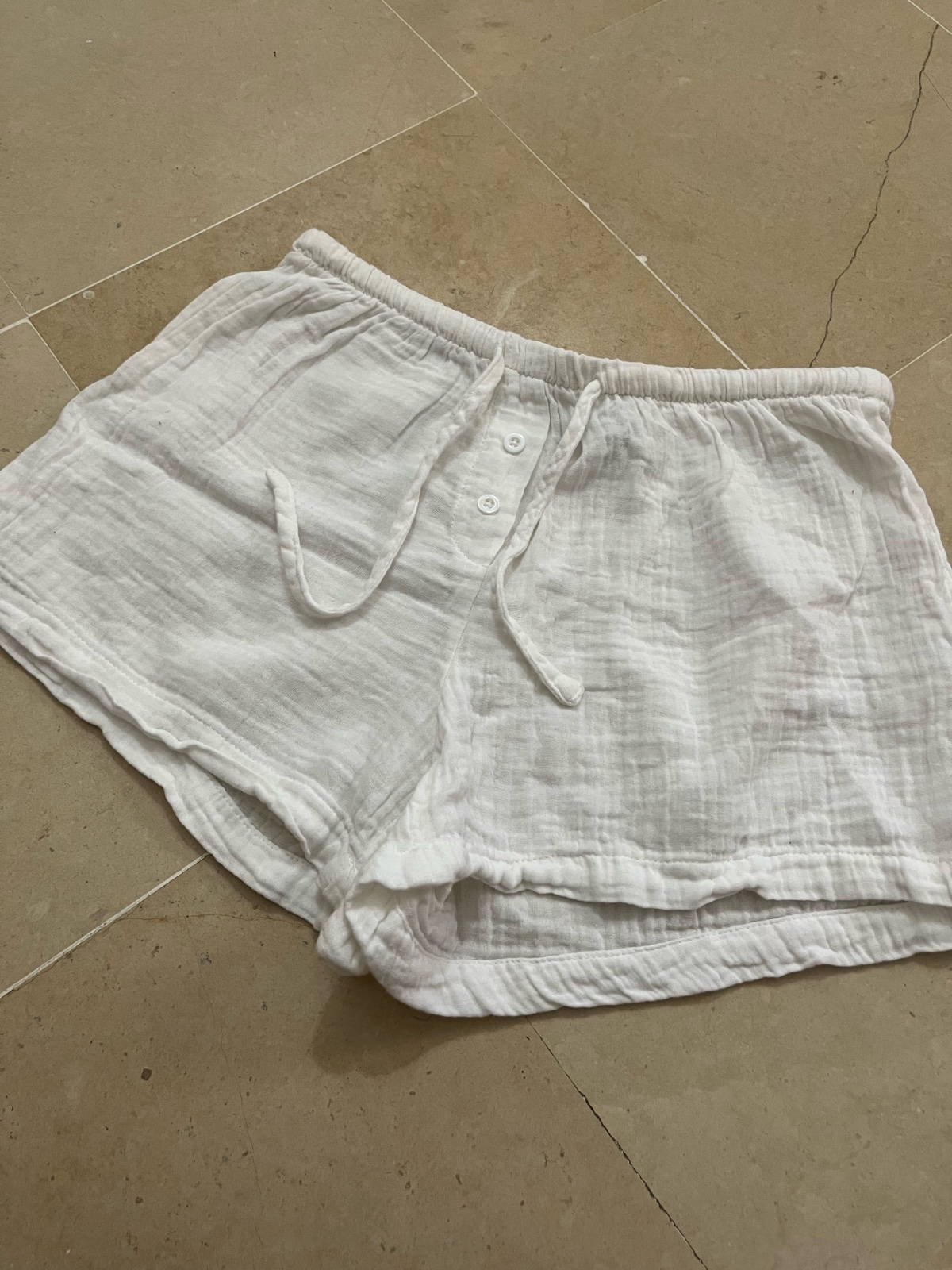 Short blanc en lin