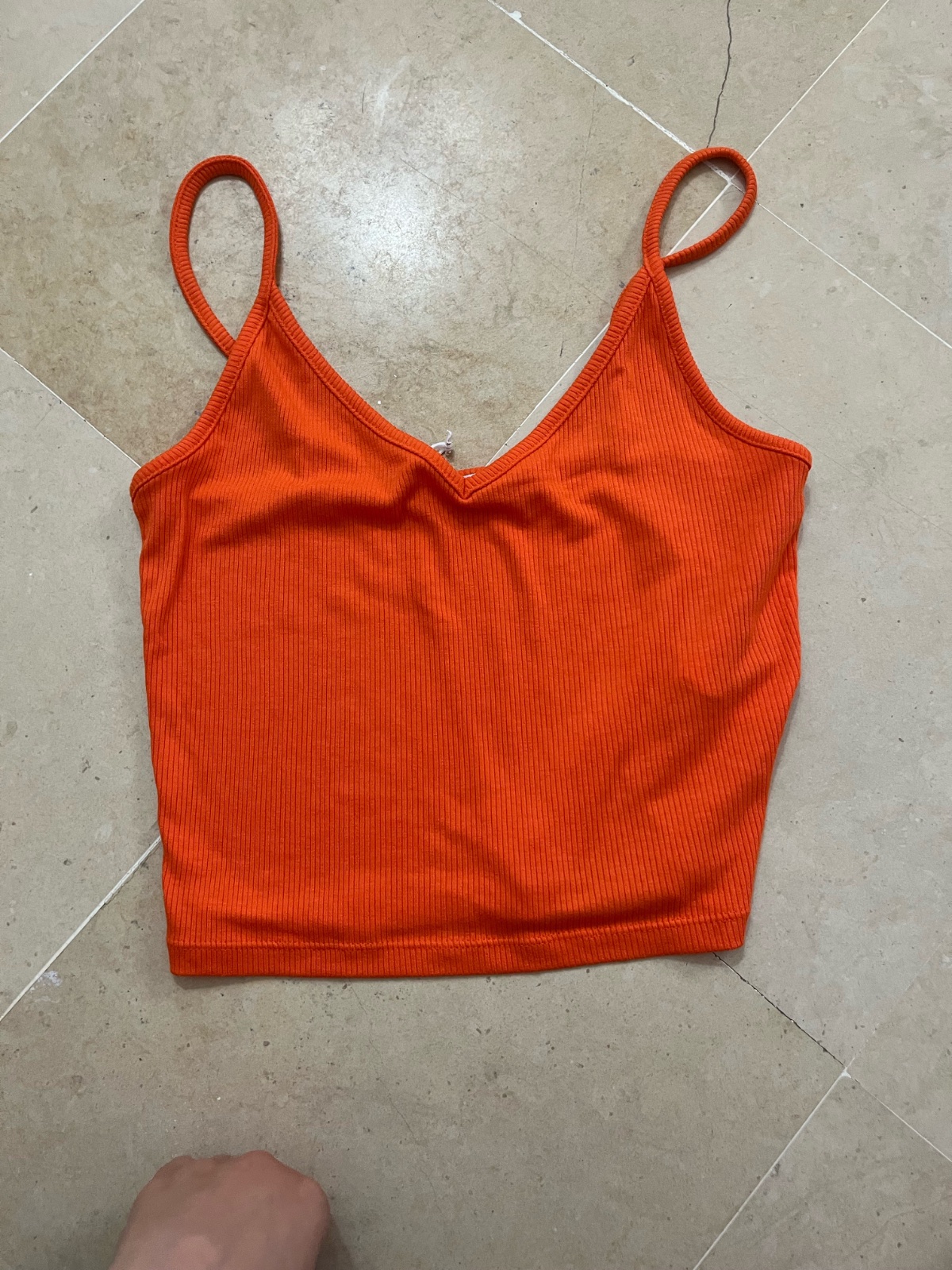 Top orange decolette