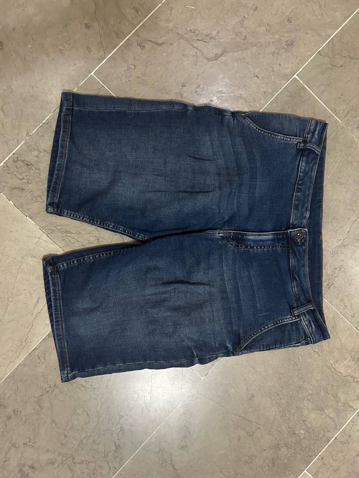 Short Jean simple 