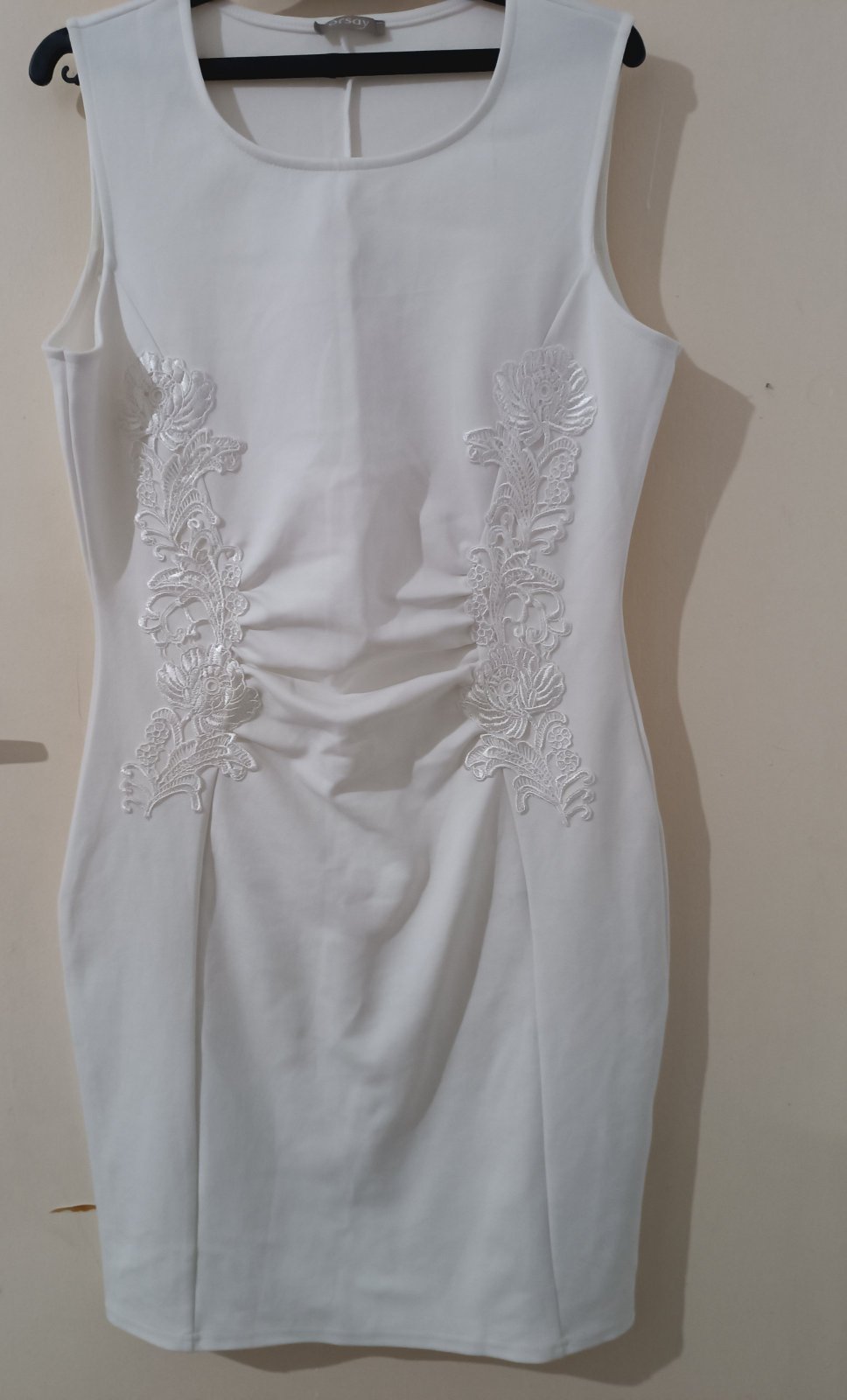Robe blanche courte 