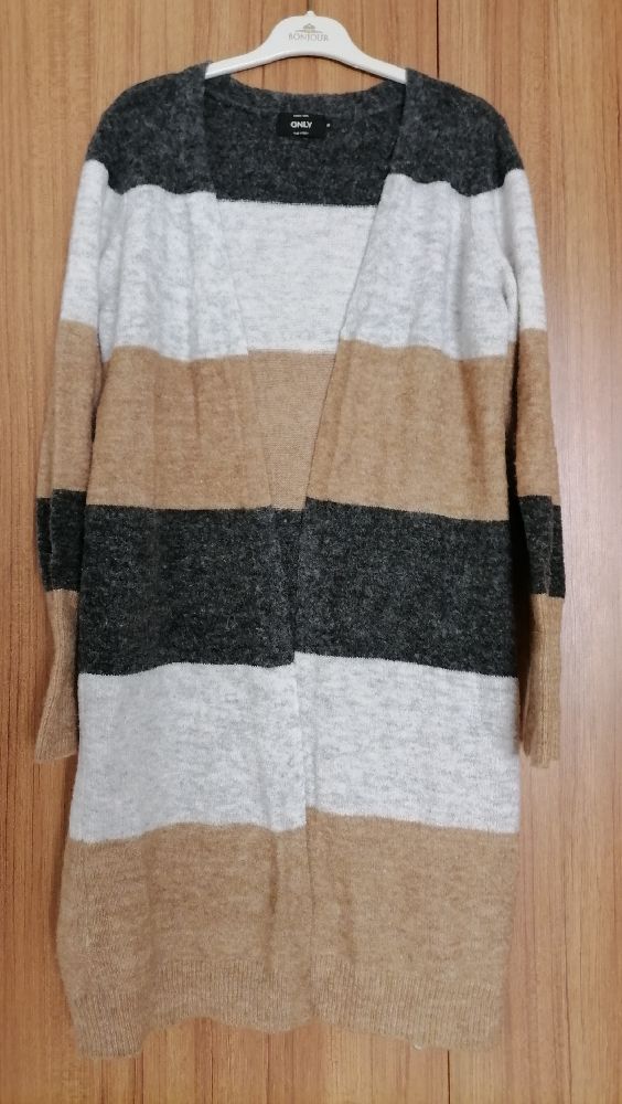 Gilet only