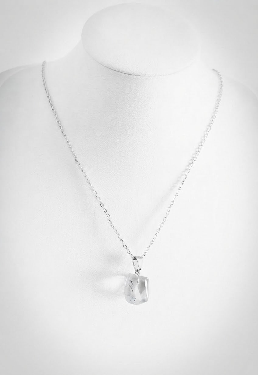 Collier clear quartz ( cristal de roche )