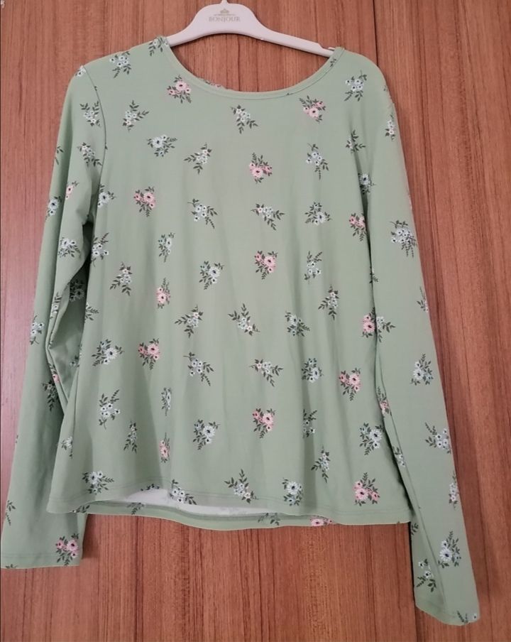 Pull suzy sheer 