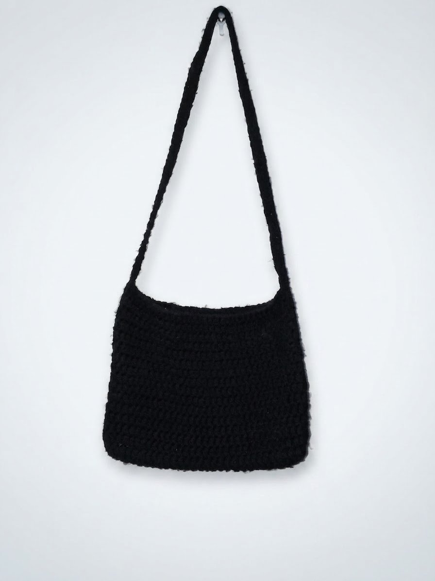 Sac noir handmade en crochet 
