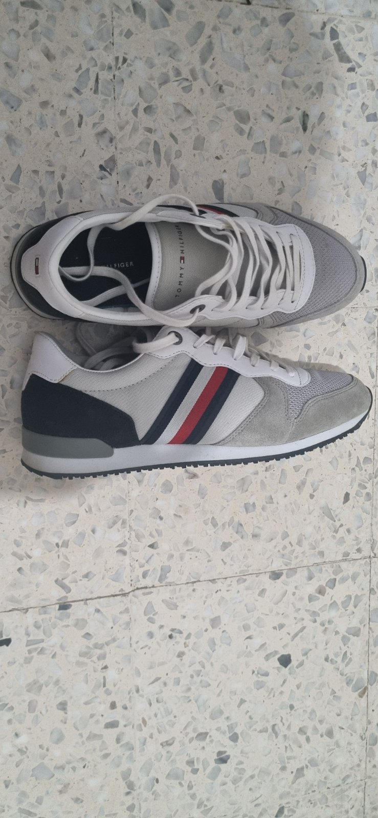 Tommy hilfiger