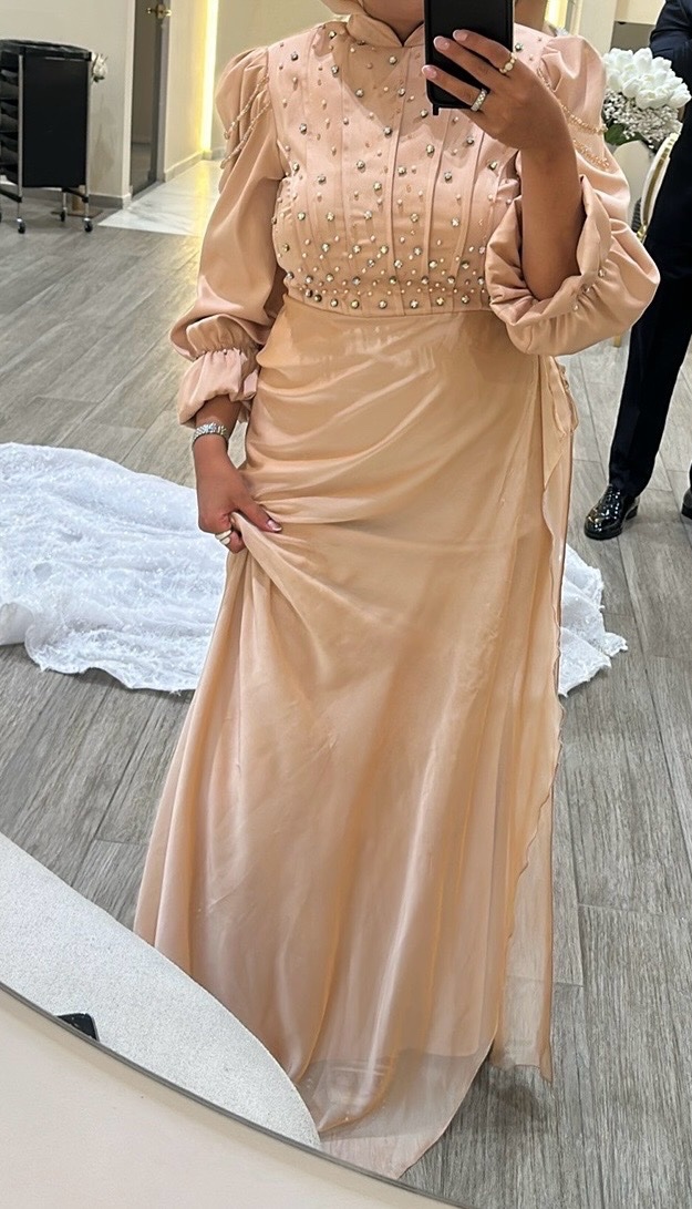 Rode rose  poudré