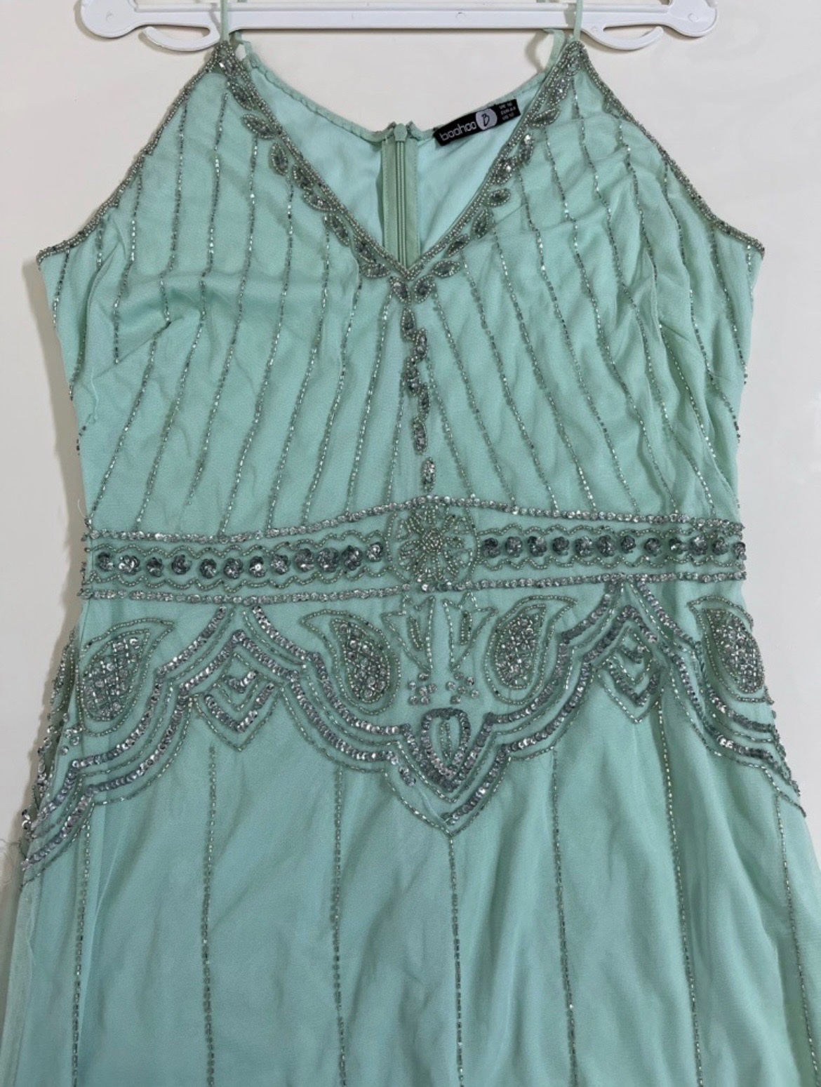 Robe vert menthe perlée – Élégance raffinée et éclat délicat-EUR 44 /UK 16