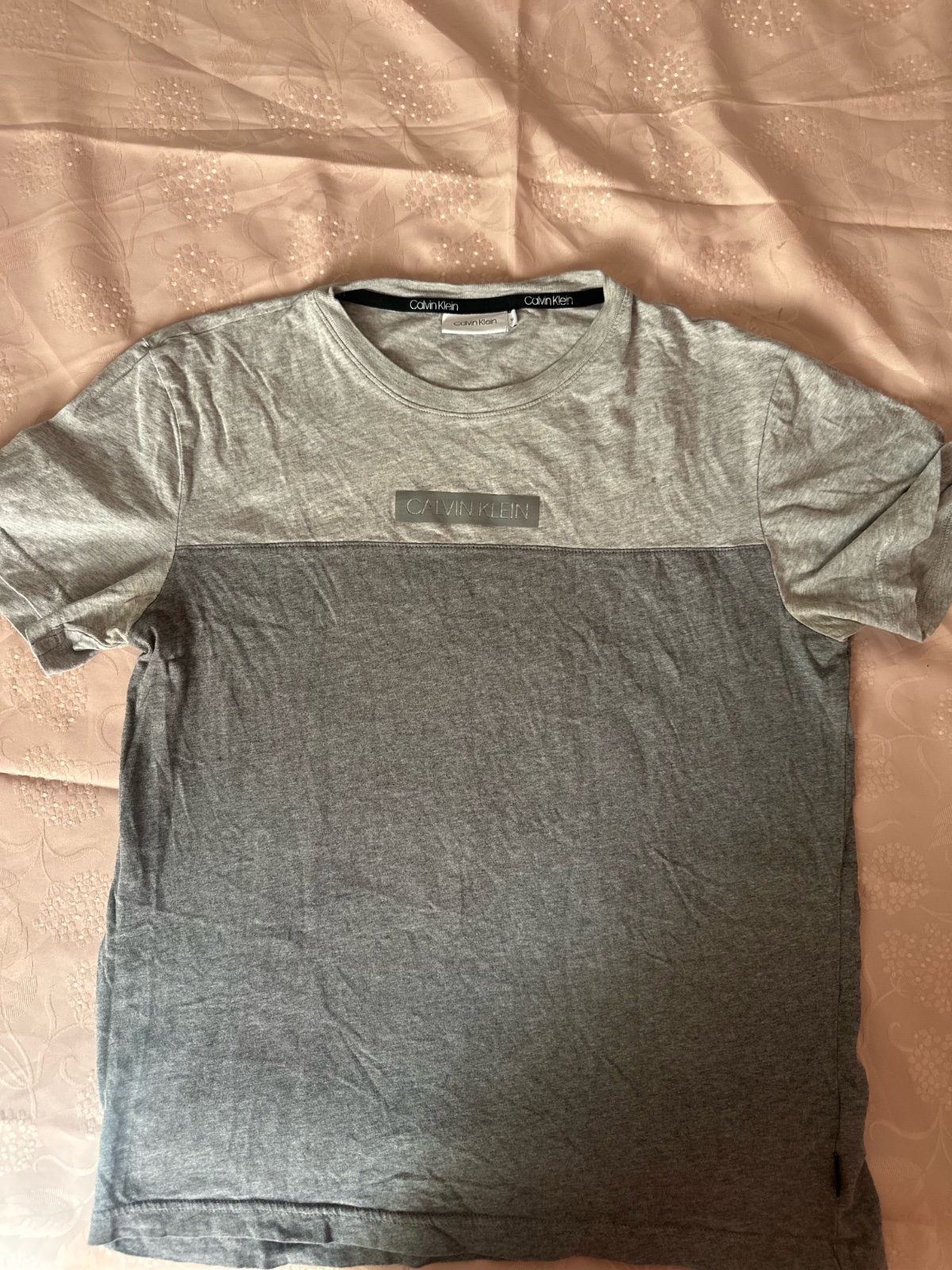 Pull Calvin Klein